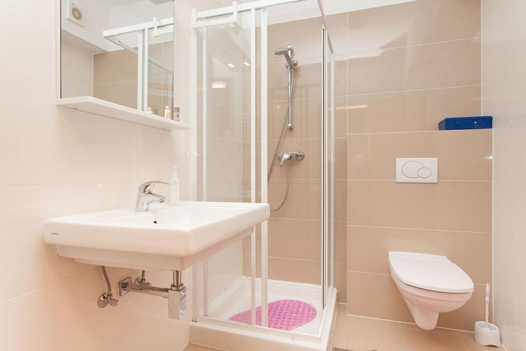 Kuvi Apartments Rovinj Bilik gambar