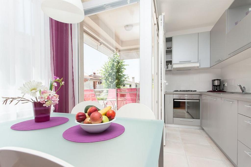 Kuvi Apartments Rovinj Bilik gambar